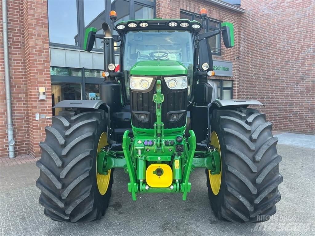 John Deere 6R250 Tractoren