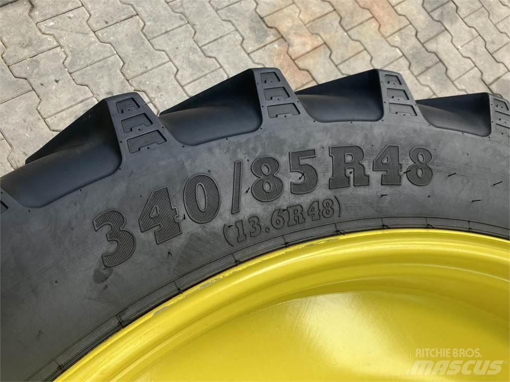BKT 340/85R48 Banden, wielen en velgen
