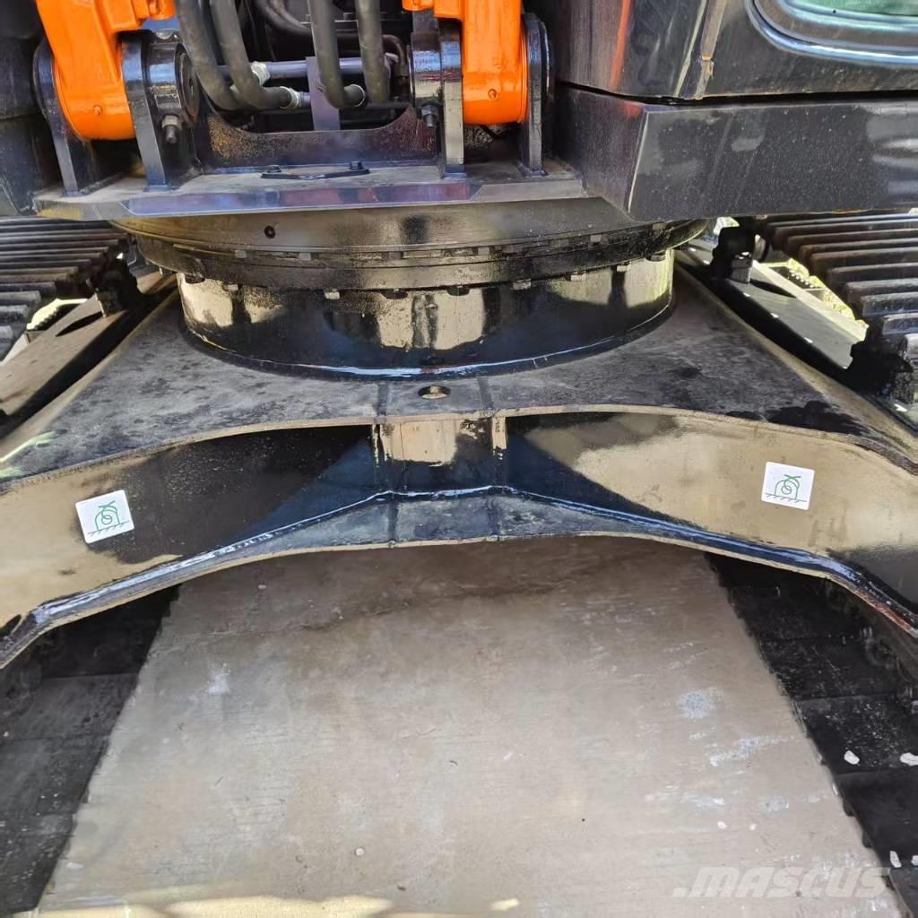 Hitachi ZX 130 LC Rupsgraafmachines