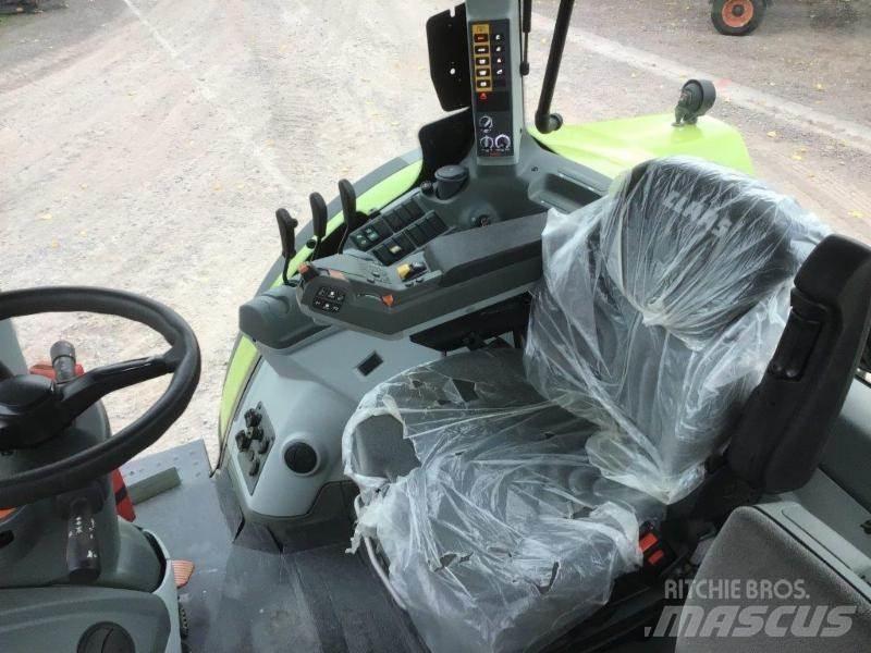 CLAAS ARION 510 Tractoren