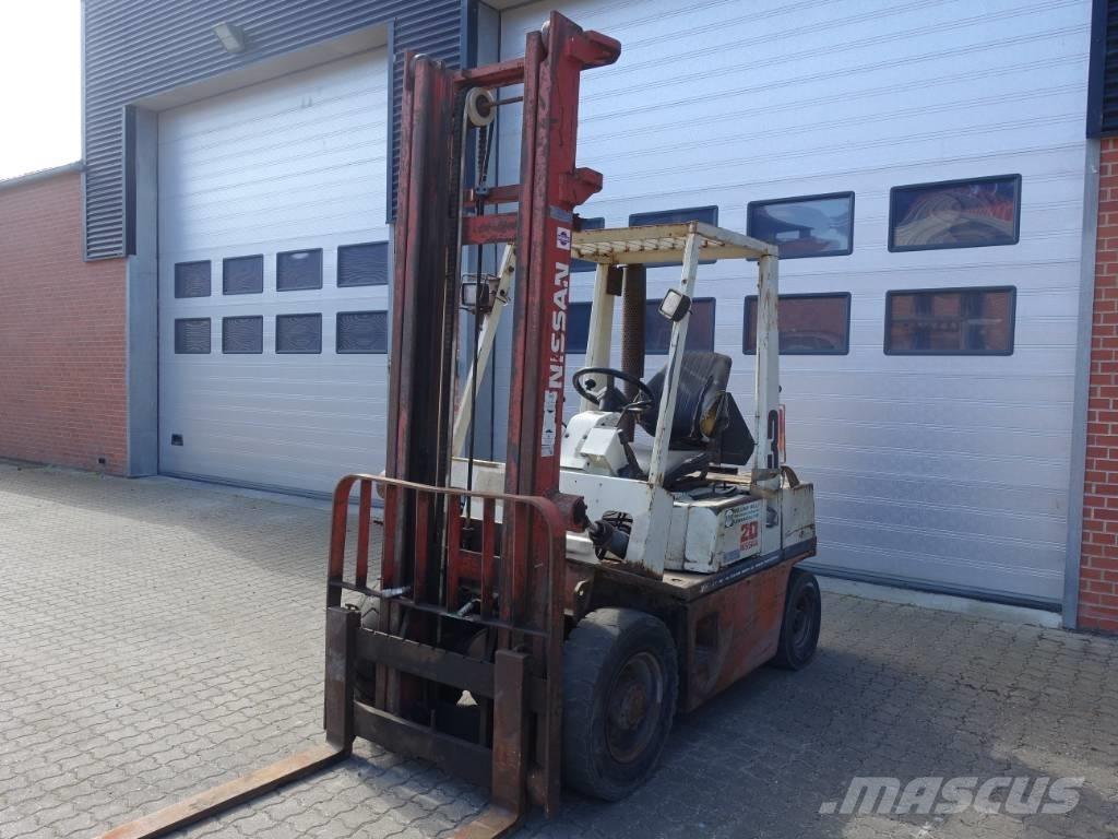 Nissan EH 02 A 20U Diesel heftrucks