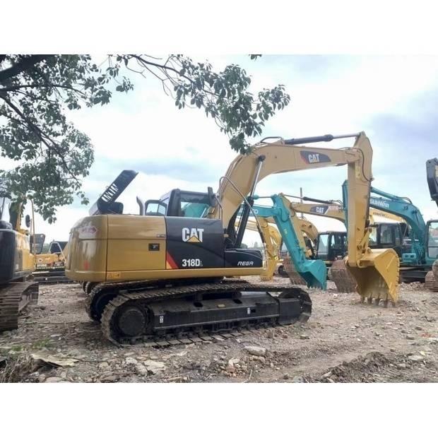 CAT 318d2 Rupsgraafmachines