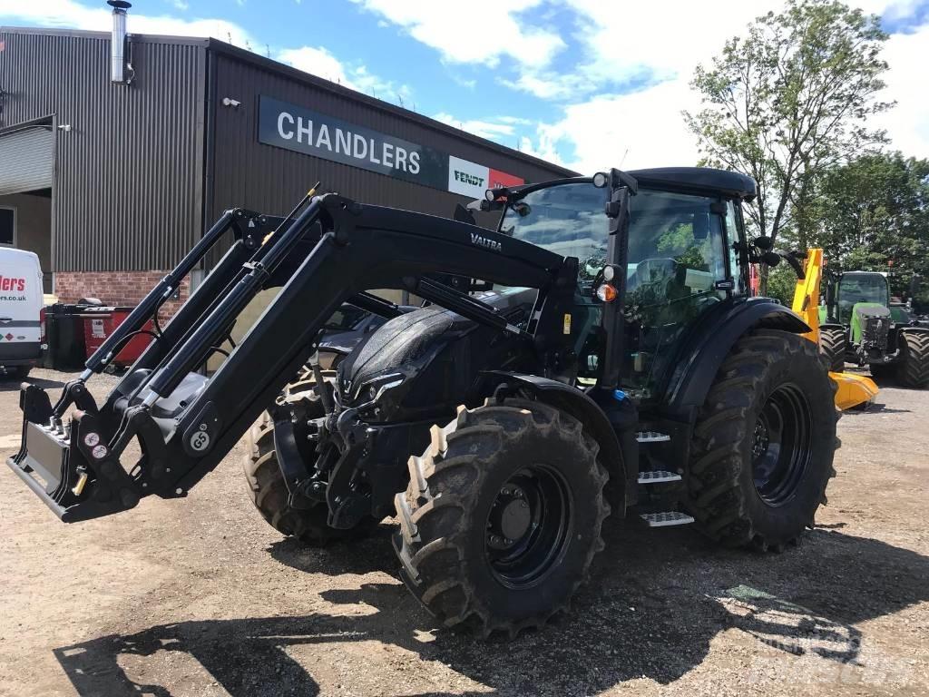 Valtra G 135 A Tractoren