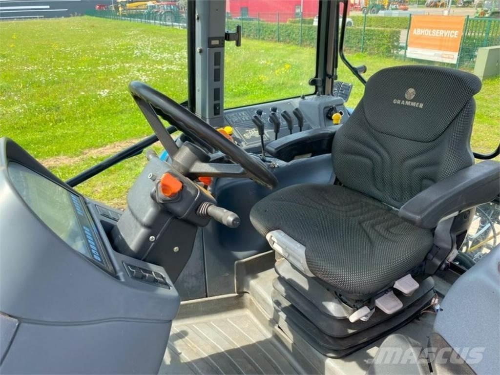New Holland TM 155 Tractoren