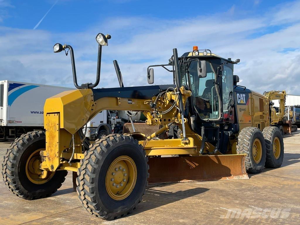 CAT 140M2 Graders