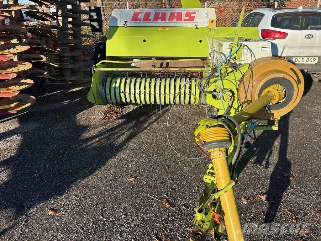 CLAAS Markant 51 Vierkante balenpers