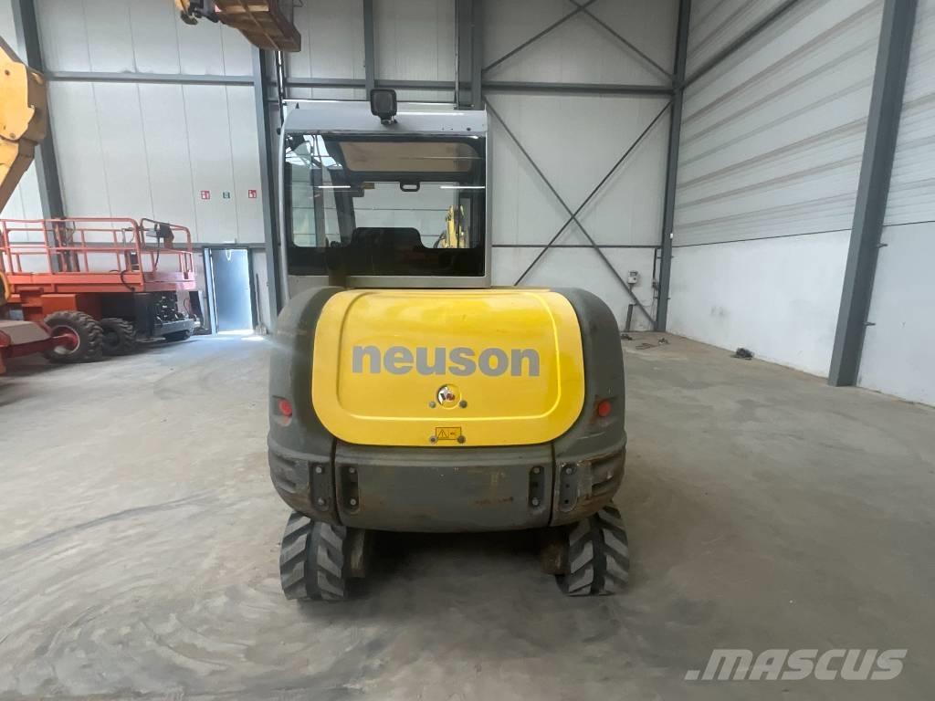Neuson 3503 RD Minigraafmachines < 7t