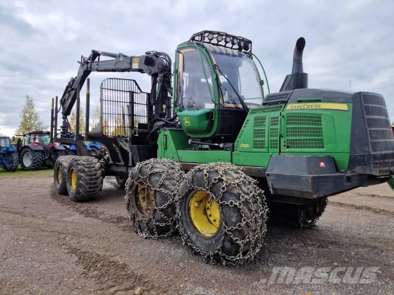 John Deere 1110 G Uitrijwagens