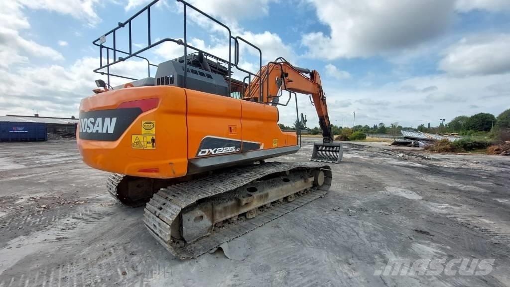 Doosan DX 225 LC Rupsgraafmachines