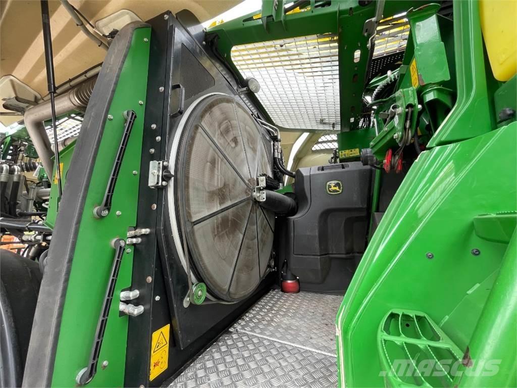 John Deere 9600i Getrokken veldhakselaar