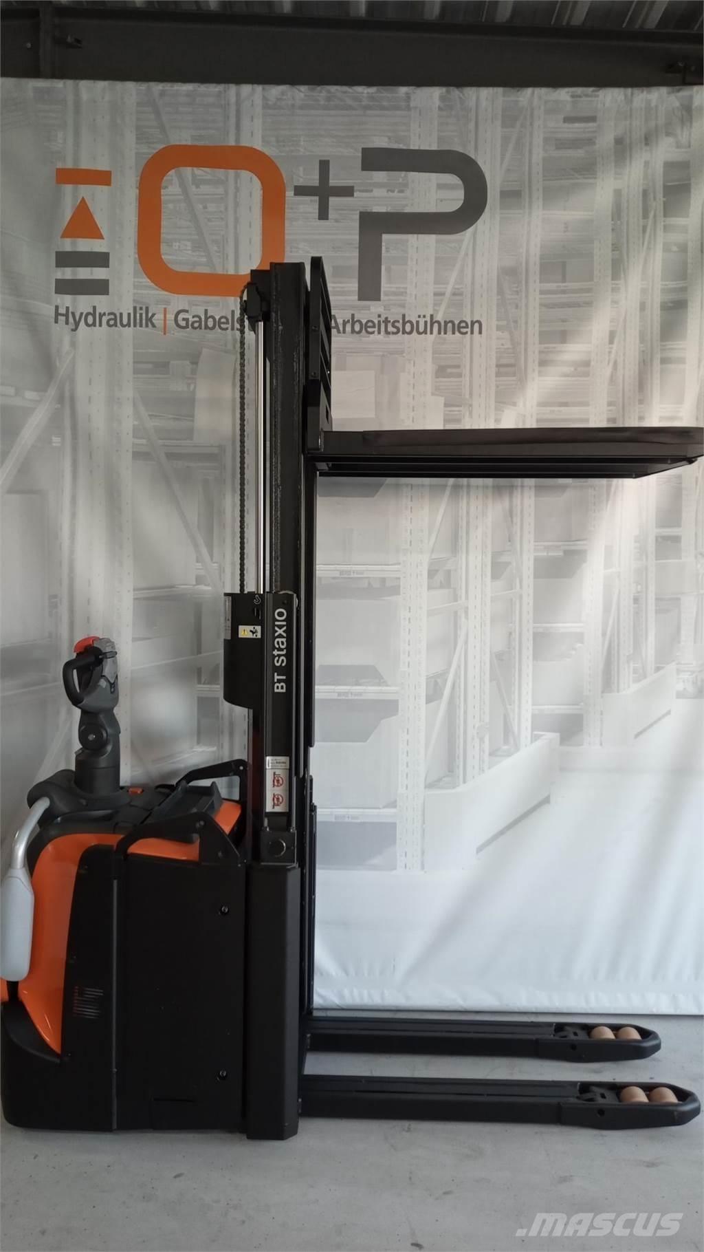 Toyota BT SPE200D Meeloop stapelaar
