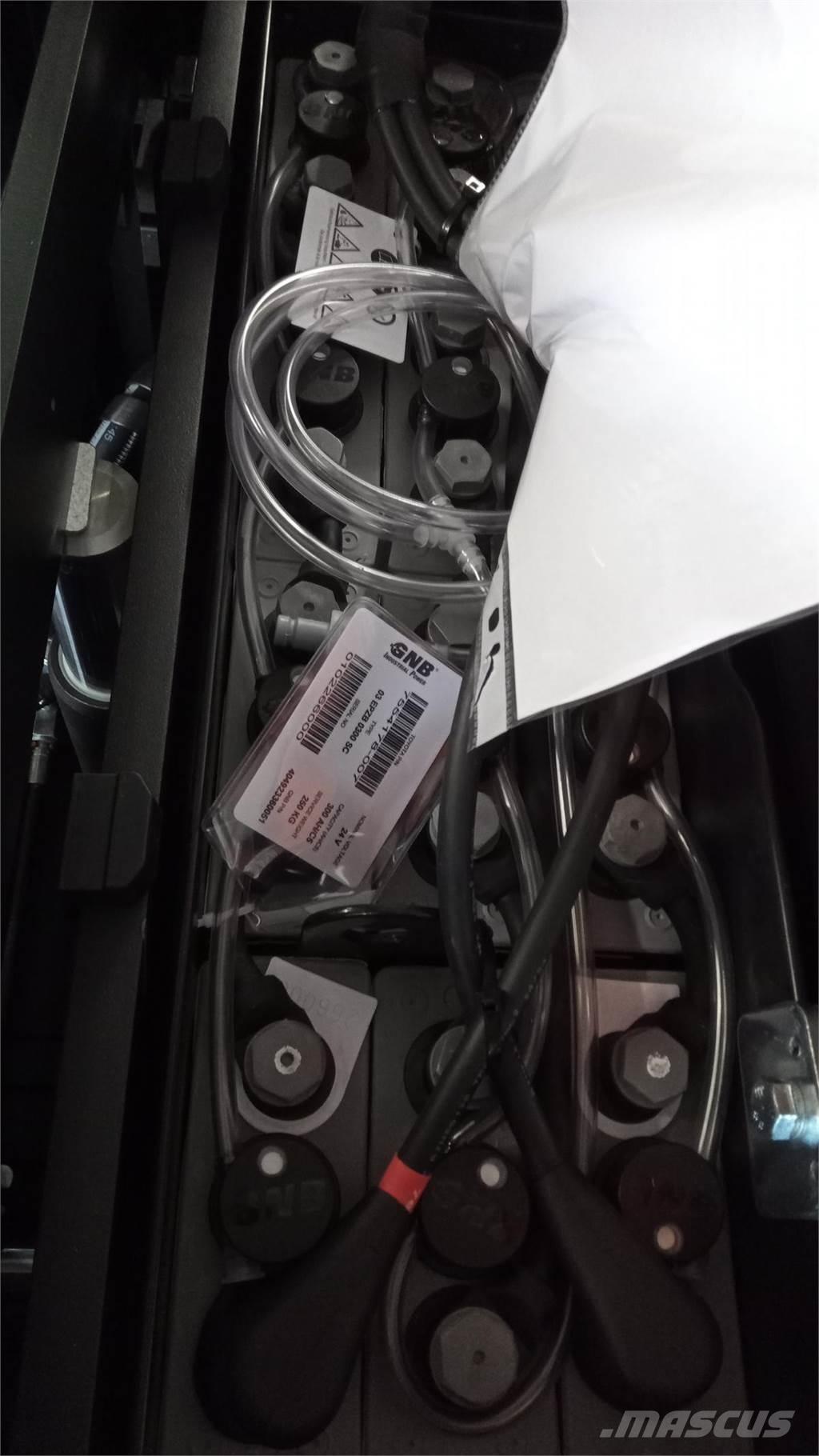 Toyota BT SPE200D Meeloop stapelaar