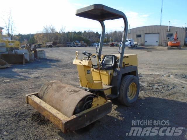 Bomag BW 124 D Trilrolwalsen