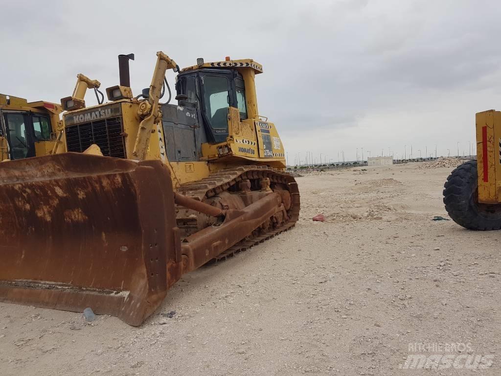 Komatsu D 275 AX Rupsdozers