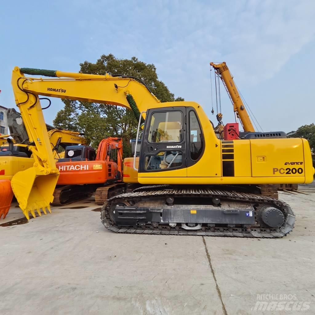 Komatsu PC 200-6 Midigraafmachines 7t - 12t
