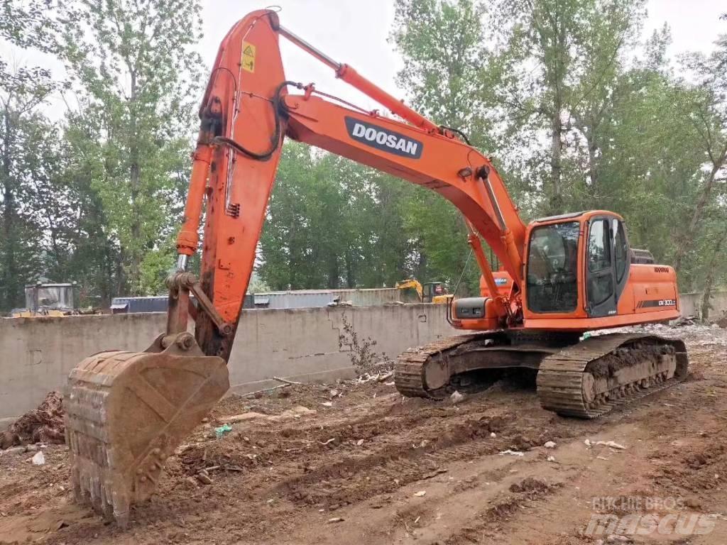 Doosan DX 300 LC Rupsgraafmachines