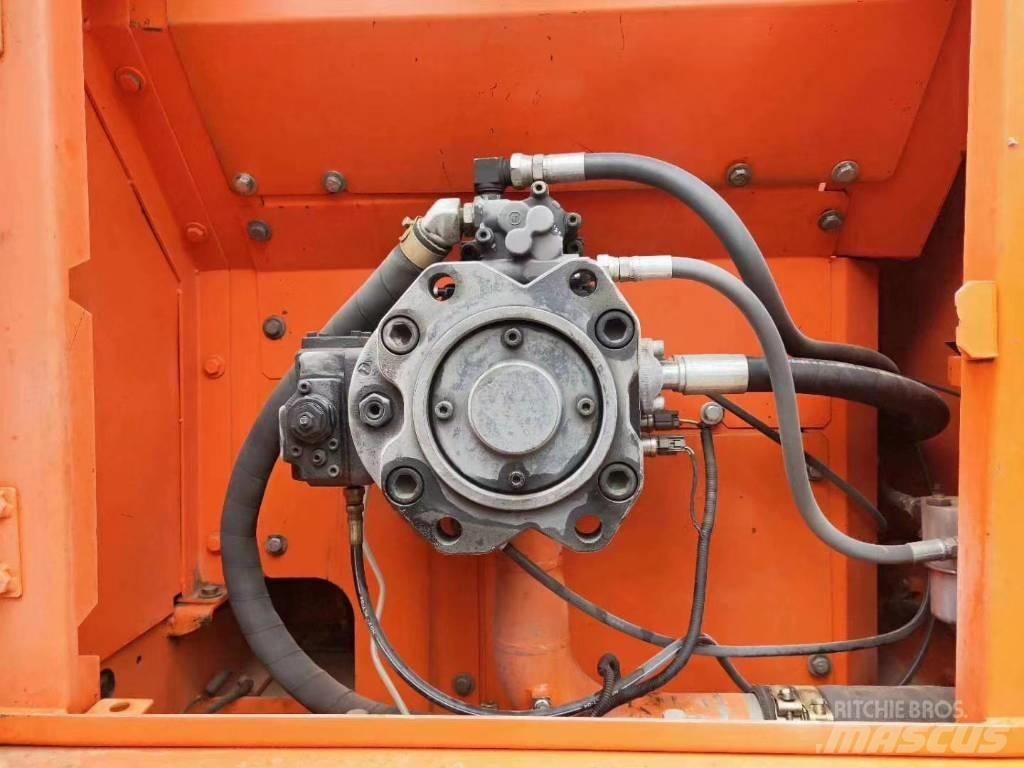 Doosan DX 300 LC Rupsgraafmachines