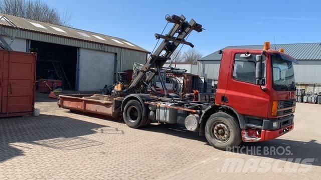 DAF CF 65.210 Bakwagens met gesloten opbouw