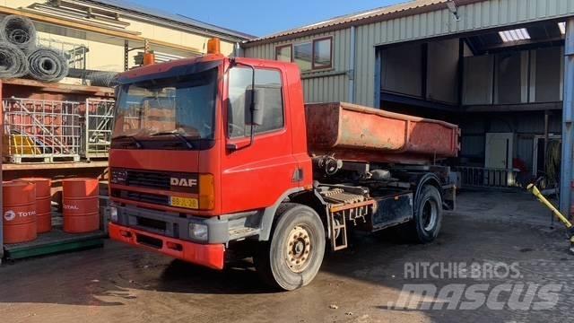 DAF CF 65.210 Bakwagens met gesloten opbouw