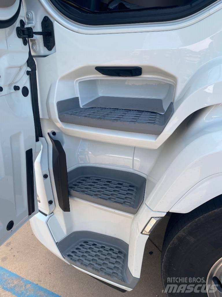 DAF XG 530 FTS Trekkers