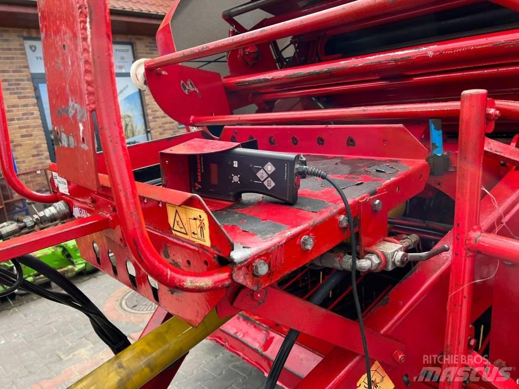 Lely Welger RP 353 Ronde-balenpersen