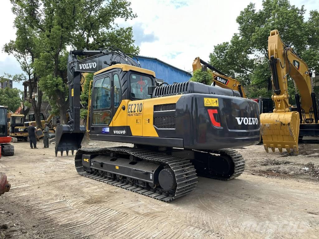 Volvo EC210D Rupsgraafmachines