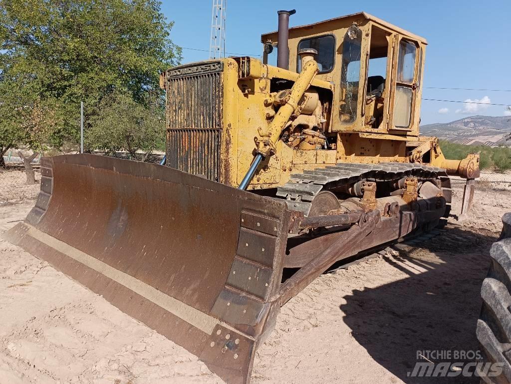 Komatsu D 85 A-12 Rupsdozers