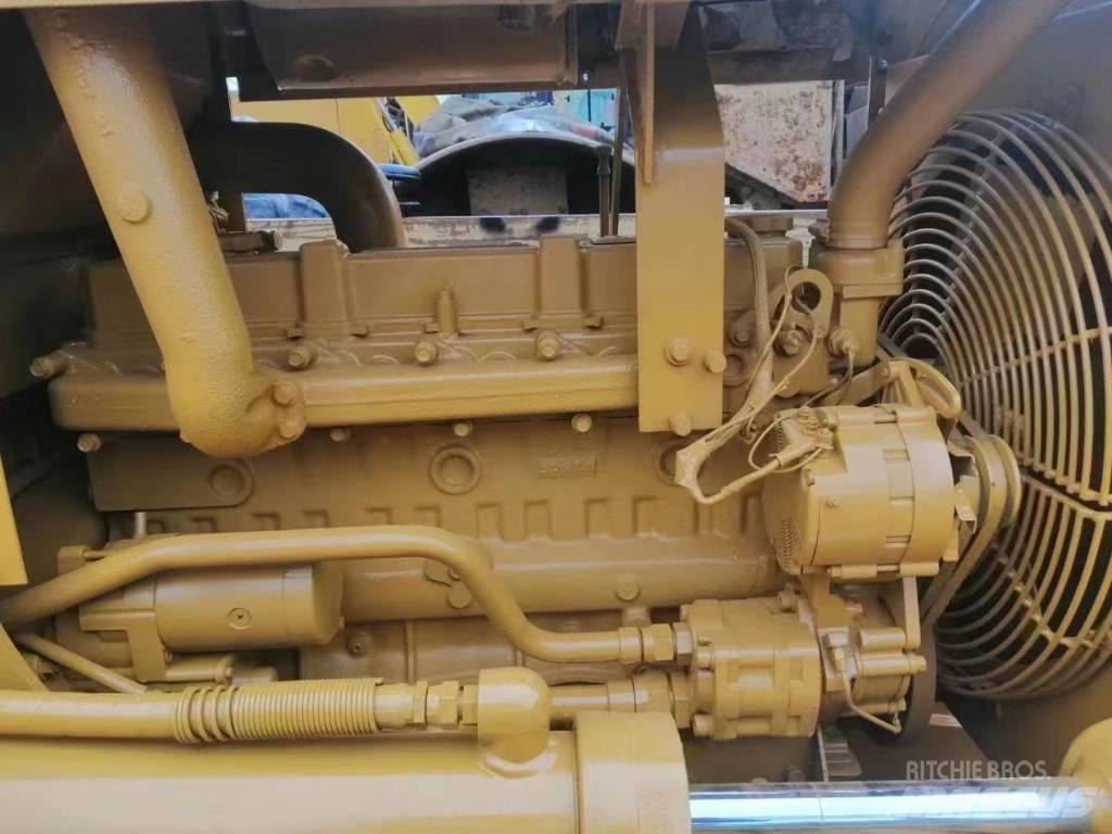 CAT D 4 C Rupsdozers