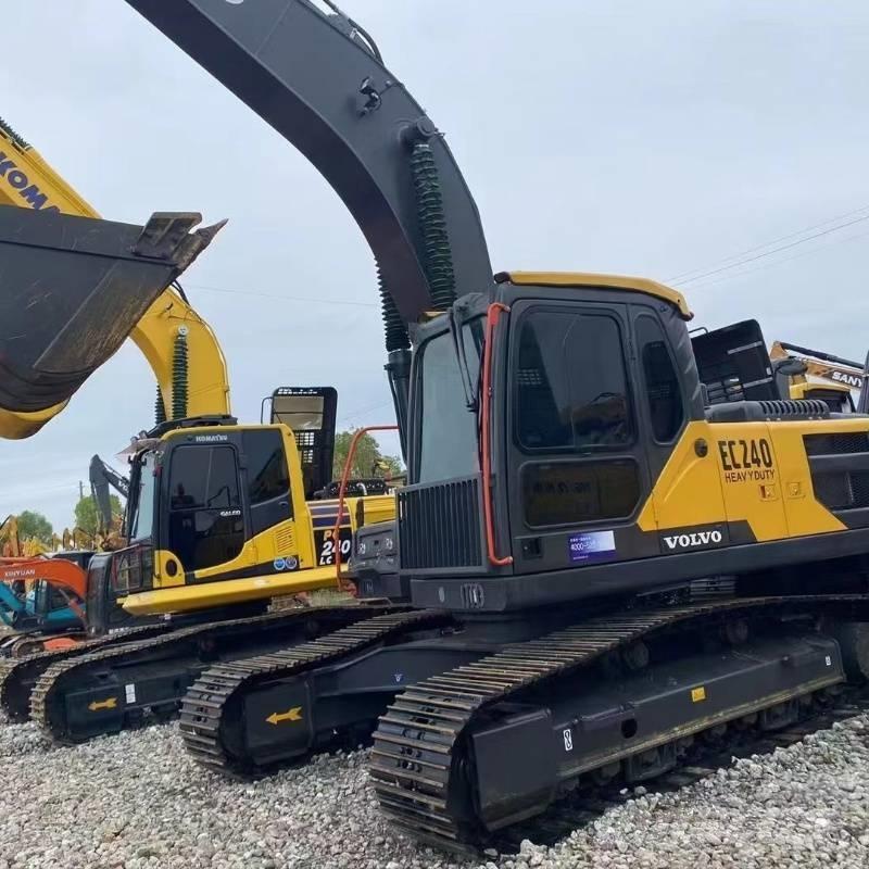 Volvo EC 240 Rupsgraafmachines