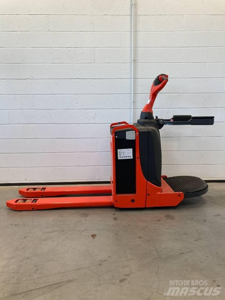 Linde T16P/1151-02 Pallettruck met meerij platform