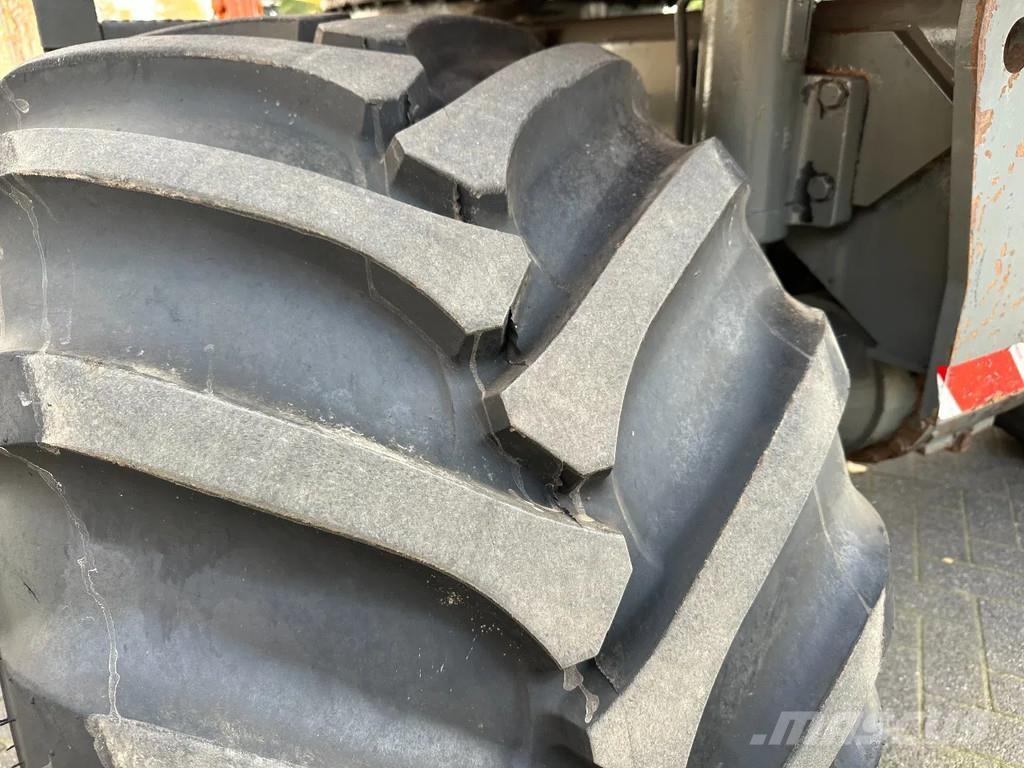 JCB JS145W Wielgraafmachines