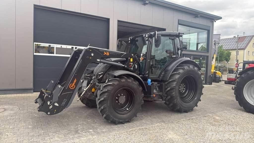 Valtra N175 Tractoren