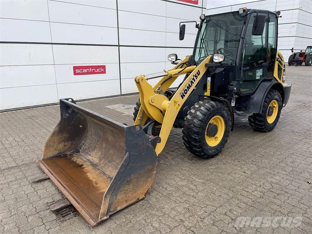 Komatsu WA70M-8EO Schrank- en knikladers