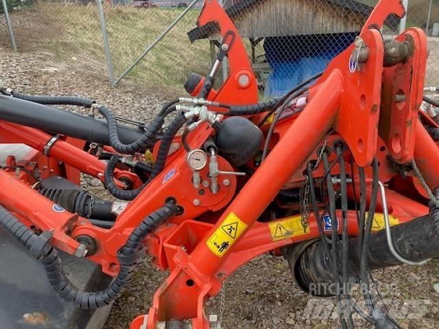 Kuhn FC 8830 D Maaikneuzers