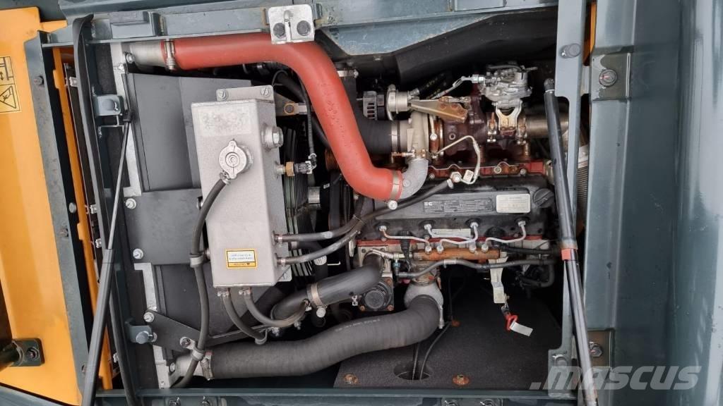 Hyundai HX 140 AL Rupsgraafmachines