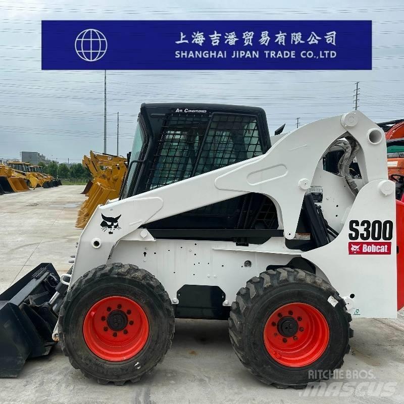 Bobcat S 300 Schrankladers