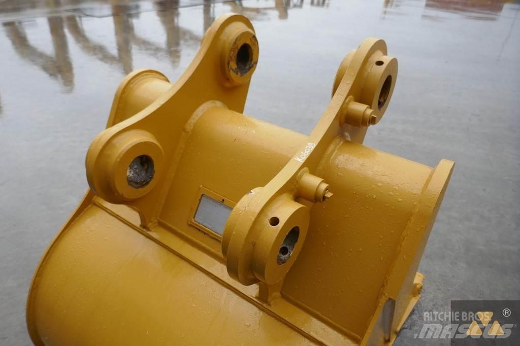 CAT 320 Bucket Bakken