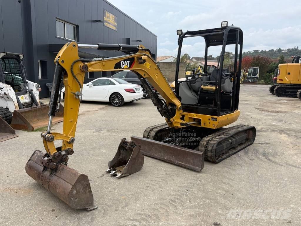 CAT 302.7 CR Minigraafmachines < 7t