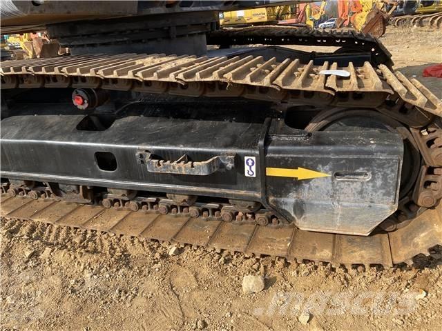 Hitachi zx240 Rupsgraafmachines