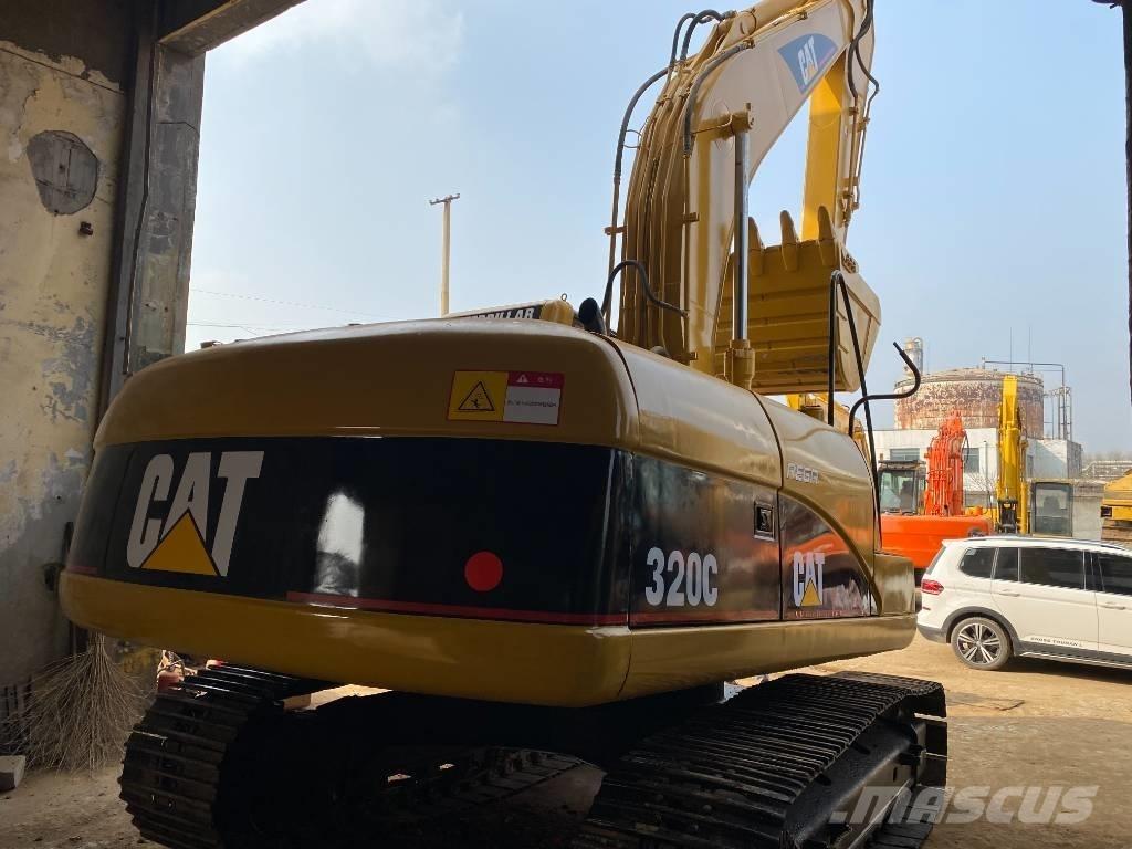 CAT 320 C Rupsgraafmachines