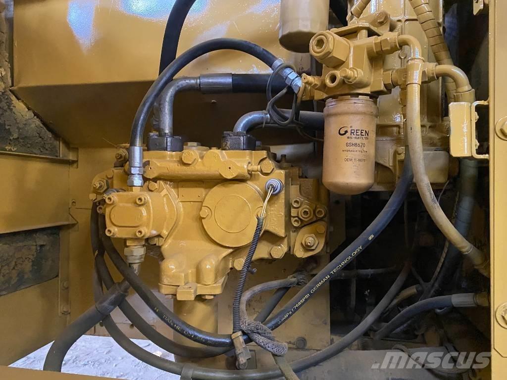 CAT 320 C Rupsgraafmachines