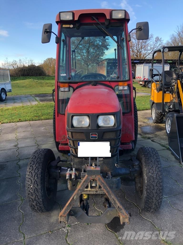 Shibaura ST 330 HST Compacttrekkers