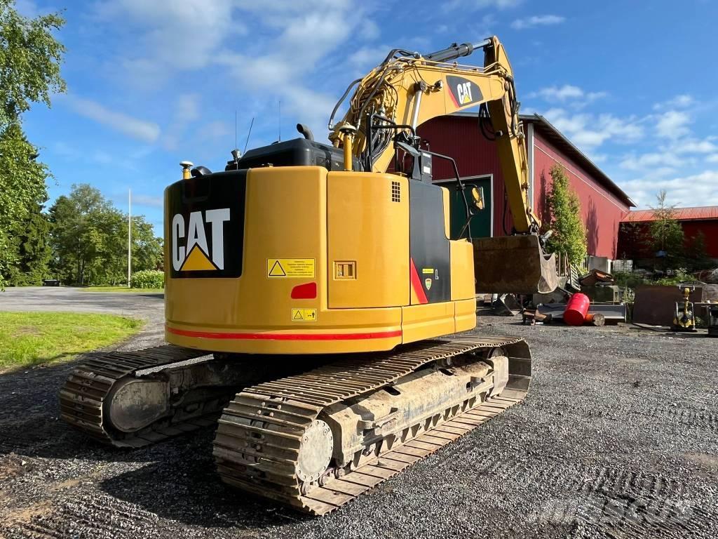 CAT 325 Rupsgraafmachines