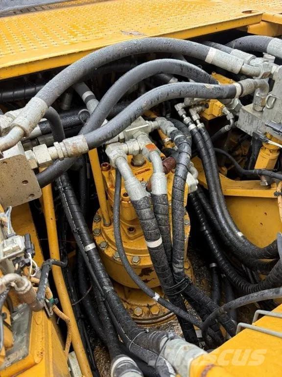 CAT 324DL Rupsgraafmachines
