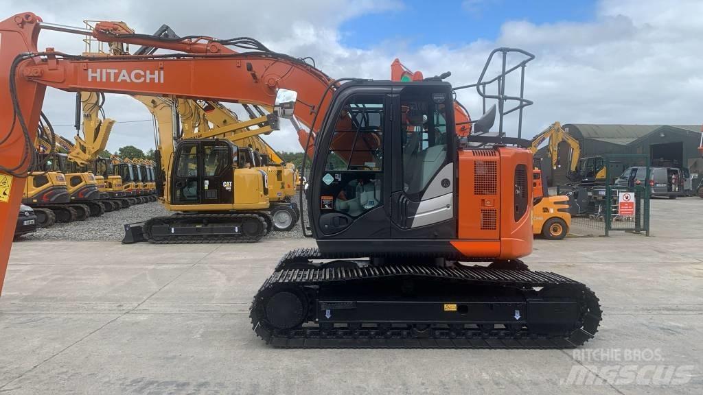 Hitachi ZX 135 US-6 Rupsgraafmachines