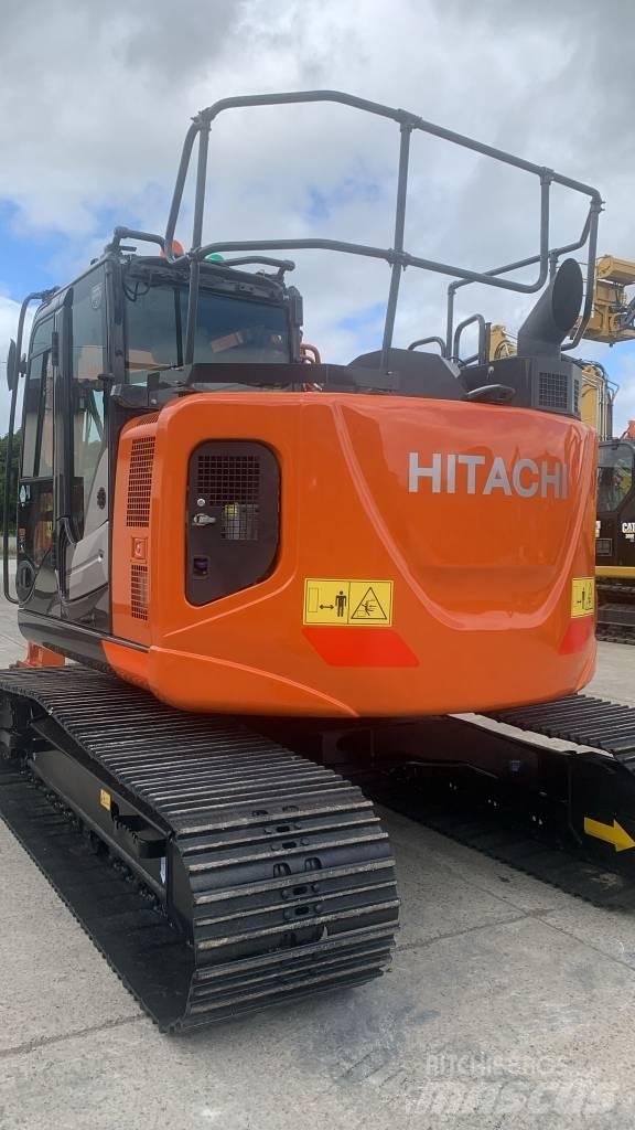 Hitachi ZX 135 US-6 Rupsgraafmachines
