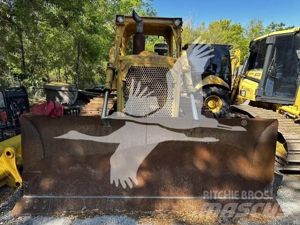 CAT D6D Rupsdozers