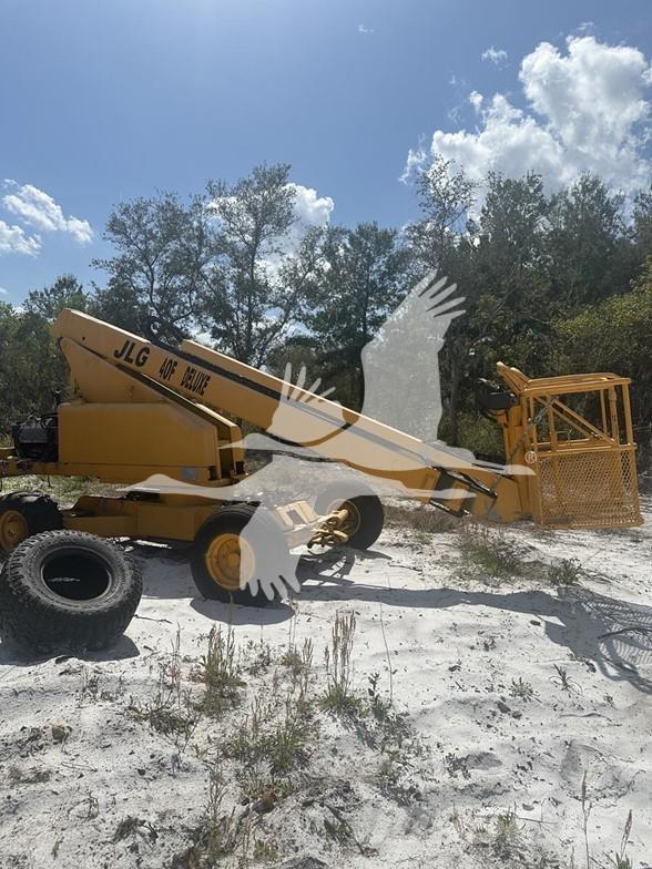 JLG 40F Knikarmhoogwerkers