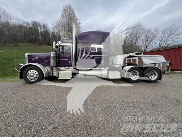 Peterbilt 379X Trekkers