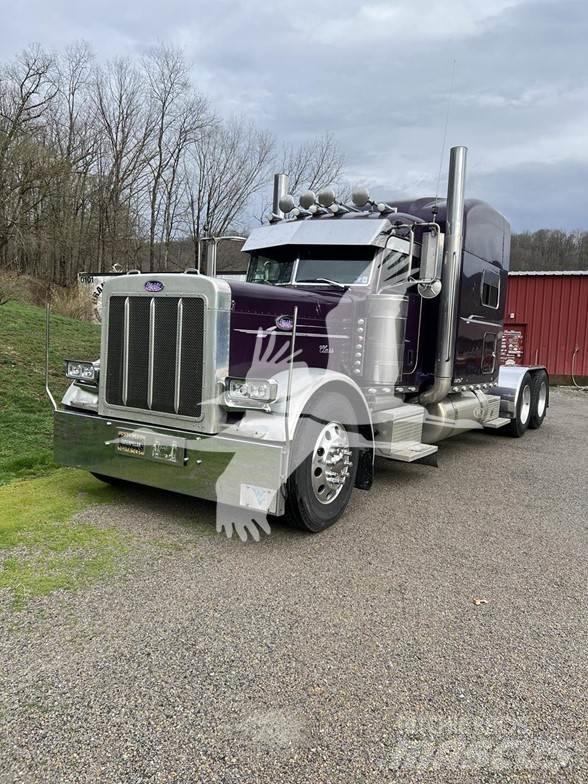 Peterbilt 379X Trekkers